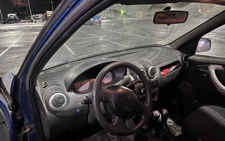 Renault Logan I, 2006 год, 80 000 рублей, 9 фотография