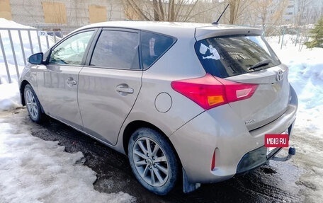 Toyota Auris II, 2013 год, 1 200 000 рублей, 4 фотография