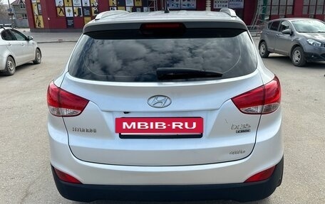 Hyundai ix35 I рестайлинг, 2011 год, 1 300 000 рублей, 3 фотография