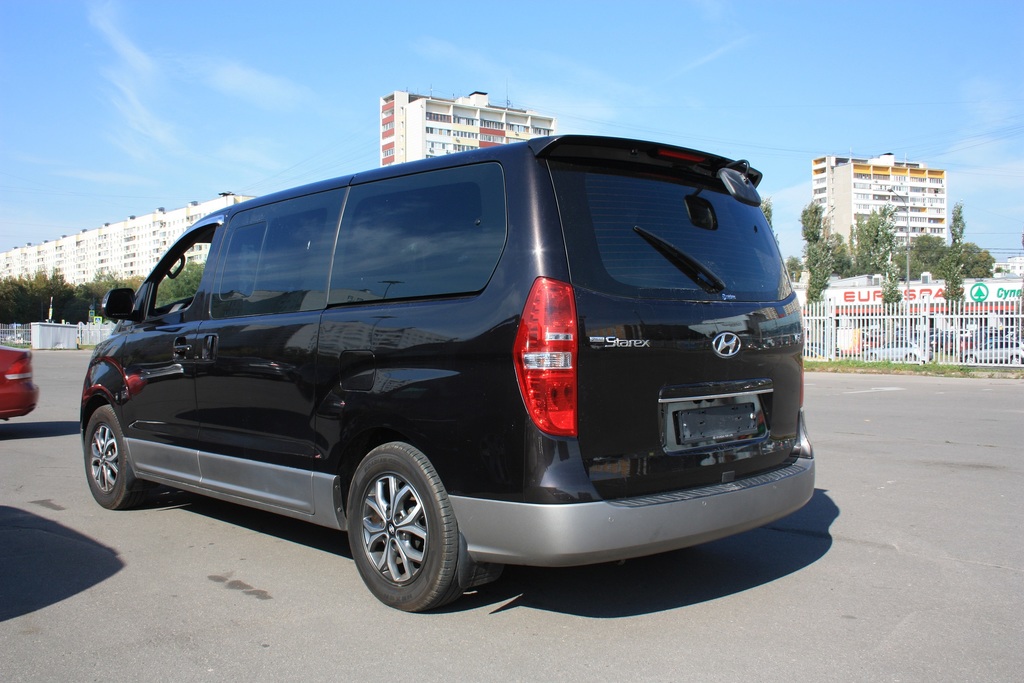 Hyundai Grand Starex Grand Starex I рестайлинг 2, 2018 год, 3 400 000 рублей, 3 фотография