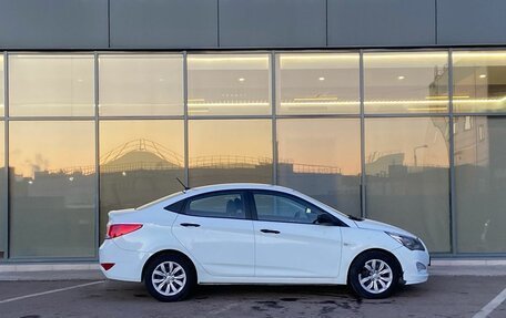 Hyundai Solaris II рестайлинг, 2015 год, 439 000 рублей, 3 фотография