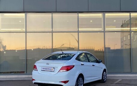 Hyundai Solaris II рестайлинг, 2015 год, 439 000 рублей, 4 фотография