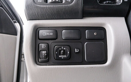 Toyota Land Cruiser 100 рестайлинг 2, 1998 год, 1 699 000 рублей, 21 фотография