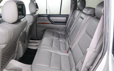Toyota Land Cruiser 100 рестайлинг 2, 1998 год, 1 699 000 рублей, 24 фотография