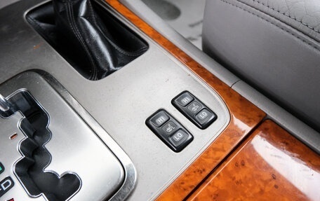 Toyota Land Cruiser 100 рестайлинг 2, 1998 год, 1 699 000 рублей, 19 фотография
