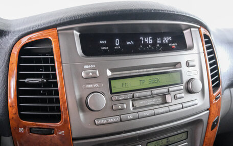 Toyota Land Cruiser 100 рестайлинг 2, 1998 год, 1 699 000 рублей, 16 фотография