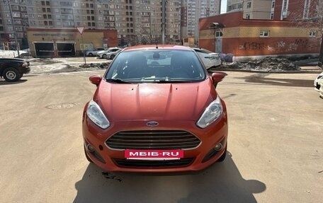 Ford Fiesta, 2015 год, 750 000 рублей, 2 фотография