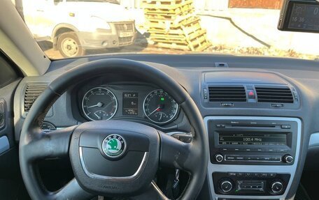 Skoda Octavia, 2011 год, 650 000 рублей, 10 фотография
