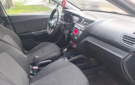 KIA Rio III рестайлинг, 2013 год, 820 000 рублей, 14 фотография