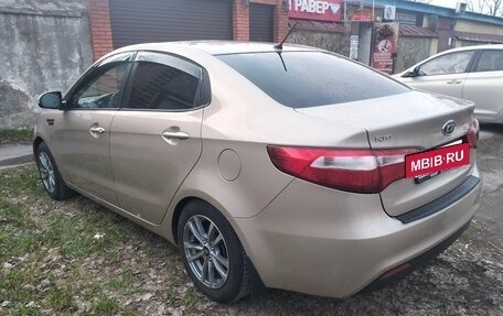 KIA Rio III рестайлинг, 2013 год, 820 000 рублей, 5 фотография