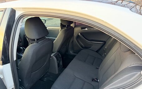 Volkswagen Jetta VI, 2014 год, 950 000 рублей, 4 фотография