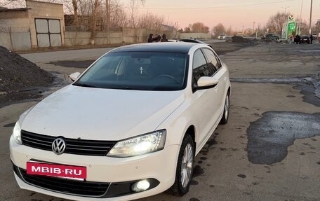 Volkswagen Jetta VI, 2014 год, 950 000 рублей, 6 фотография