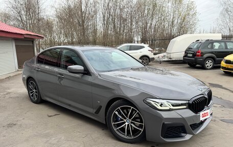 BMW 5 серия, 2021 год, 5 600 000 рублей, 3 фотография