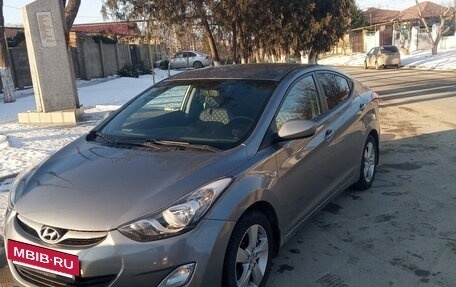 Hyundai Elantra V, 2011 год, 950 000 рублей, 4 фотография