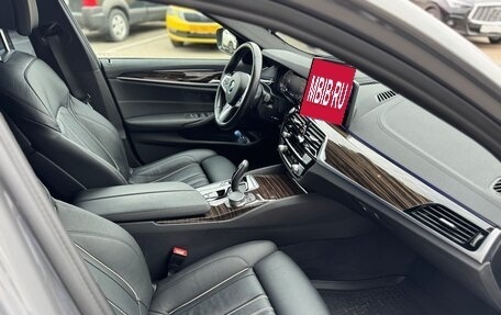 BMW 5 серия, 2021 год, 5 600 000 рублей, 6 фотография