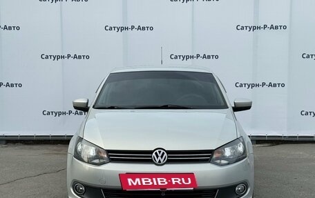 Volkswagen Polo VI (EU Market), 2012 год, 725 000 рублей, 2 фотография