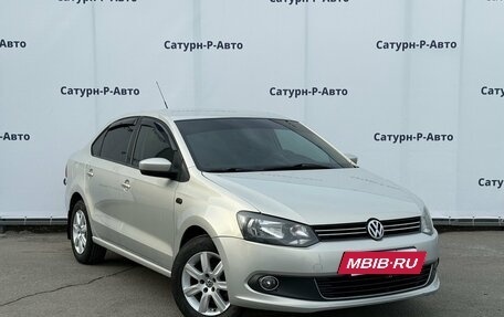 Volkswagen Polo VI (EU Market), 2012 год, 725 000 рублей, 3 фотография