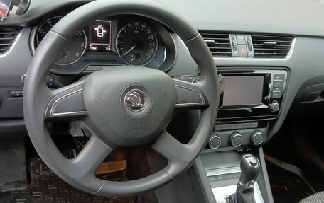 Skoda Octavia, 2013 год, 1 000 000 рублей, 15 фотография