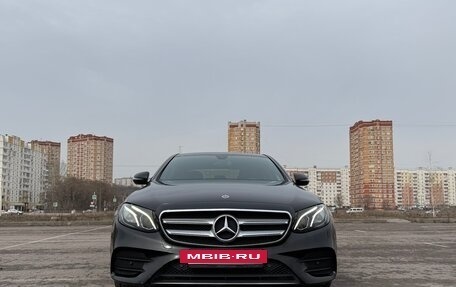 Mercedes-Benz E-Класс, 2019 год, 3 700 000 рублей, 2 фотография