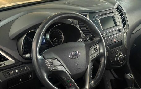 Hyundai Santa Fe III рестайлинг, 2017 год, 2 448 000 рублей, 13 фотография