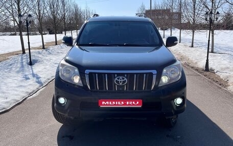 Toyota Land Cruiser Prado 150 рестайлинг 2, 2011 год, 2 500 000 рублей, 1 фотография