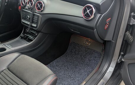 Mercedes-Benz GLA, 2019 год, 3 400 000 рублей, 8 фотография