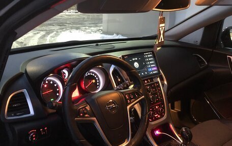 Opel Astra J, 2010 год, 550 000 рублей, 13 фотография