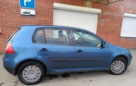 Volkswagen Golf V, 2004 год, 300 000 рублей, 3 фотография