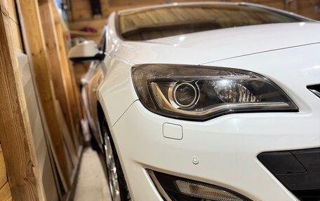 Opel Astra J, 2014 год, 1 070 000 рублей, 2 фотография