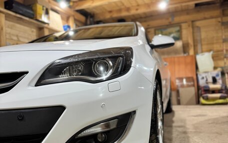 Opel Astra J, 2014 год, 1 070 000 рублей, 3 фотография