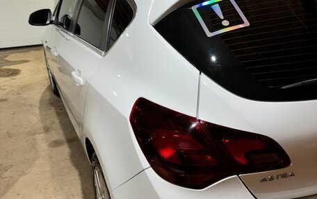 Opel Astra J, 2014 год, 1 070 000 рублей, 4 фотография