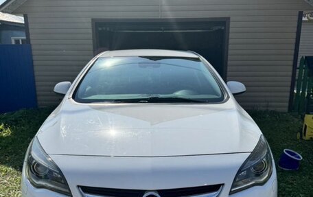 Opel Astra J, 2014 год, 1 070 000 рублей, 5 фотография