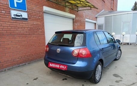 Volkswagen Golf V, 2004 год, 300 000 рублей, 4 фотография