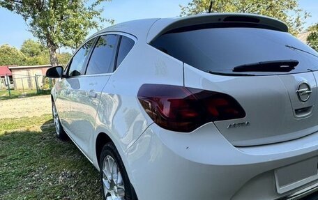 Opel Astra J, 2014 год, 1 070 000 рублей, 13 фотография