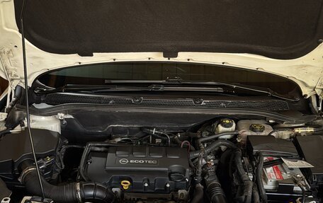 Opel Astra J, 2014 год, 1 070 000 рублей, 11 фотография