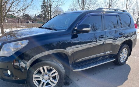 Toyota Land Cruiser Prado 150 рестайлинг 2, 2011 год, 2 500 000 рублей, 2 фотография