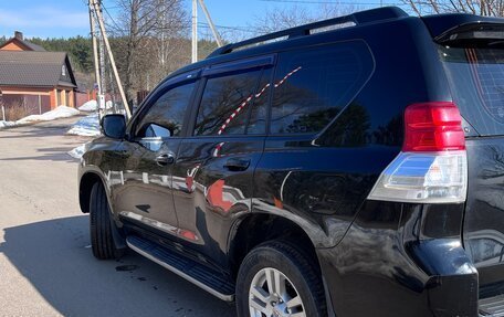 Toyota Land Cruiser Prado 150 рестайлинг 2, 2011 год, 2 500 000 рублей, 3 фотография