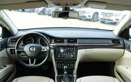 Skoda Superb III рестайлинг, 2013 год, 1 290 000 рублей, 12 фотография