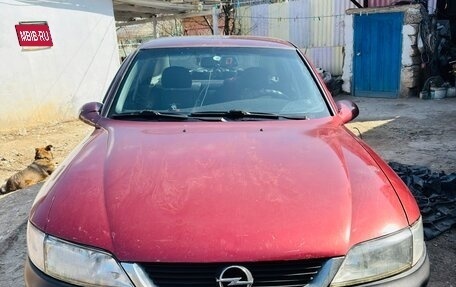 Opel Vectra B рестайлинг, 1998 год, 430 000 рублей, 1 фотография