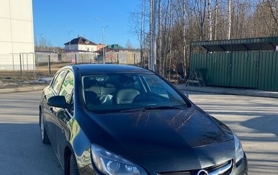 Opel Astra J, 2013 год, 800 000 рублей, 1 фотография