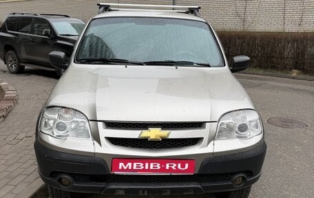 Chevrolet Niva I рестайлинг, 2012 год, 600 000 рублей, 1 фотография