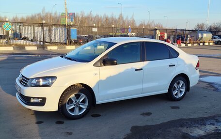 Volkswagen Polo VI (EU Market), 2015 год, 920 000 рублей, 1 фотография