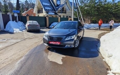 Toyota Camry, 2013 год, 1 930 000 рублей, 1 фотография