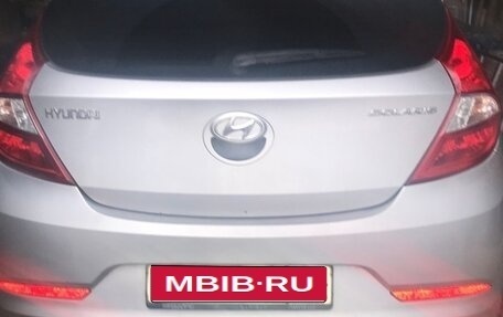 Hyundai Solaris II рестайлинг, 2014 год, 990 000 рублей, 1 фотография