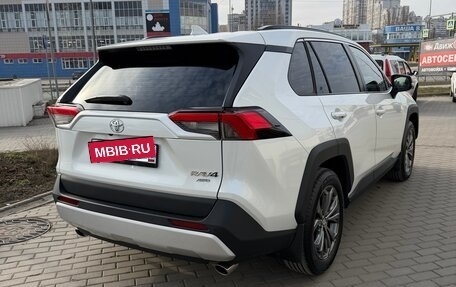 Toyota RAV4, 2025 год, 4 250 000 рублей, 6 фотография
