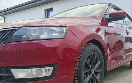 Skoda Rapid I, 2017 год, 1 300 000 рублей, 4 фотография