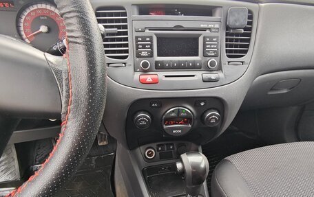 KIA Rio II, 2011 год, 560 000 рублей, 2 фотография