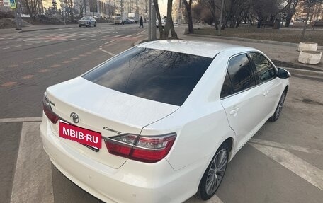 Toyota Camry, 2015 год, 1 950 000 рублей, 7 фотография