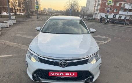 Toyota Camry, 2015 год, 1 950 000 рублей, 11 фотография