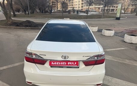 Toyota Camry, 2015 год, 1 950 000 рублей, 8 фотография